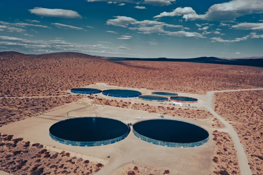 WTS Operations - Vista aérea de tanques en Vaca Muerta